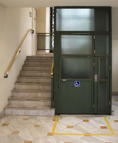 Handicapped elevator