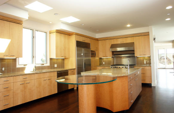Contemporary maple kitchen